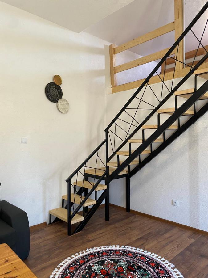 Hill House Emir Holiday home